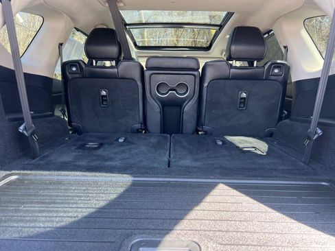Used 2023 Acura MDX SH-AWD w/ Technology Package image 41