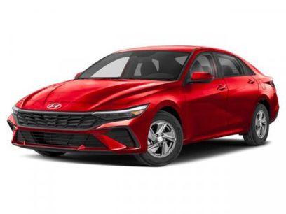 New 2025 Hyundai Elantra SE