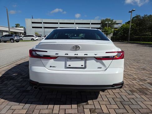 Certified 2025 Toyota Camry SE w/ Convenience Package FWD image 10