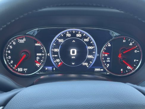 Used 2022 GMC Acadia Denali w/ Denali Technology Package image 14