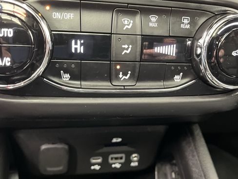 Certified 2023 Chevrolet TrailBlazer ACTIV w/ Sun and Liftgate Package image 23