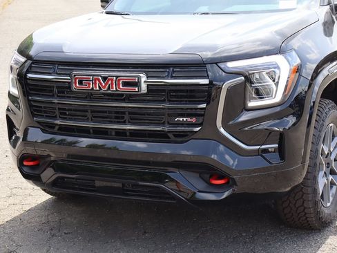 New 2026 GMC Terrain AT4 AWD/4WD image 4