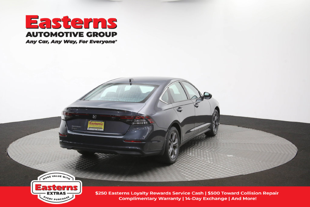 Used 2023 Honda Accord EX image 41