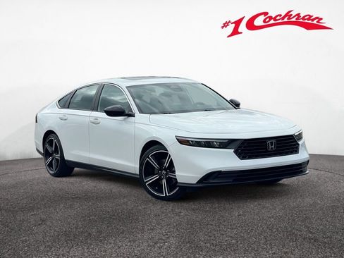 Used 2023 Honda Accord Sport image 1