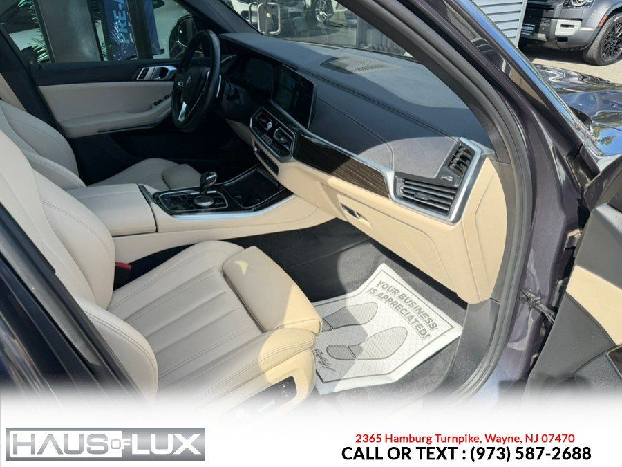 Used 2020 BMW X5 xDrive40i w/ Premium Package AWD/4WD image 16