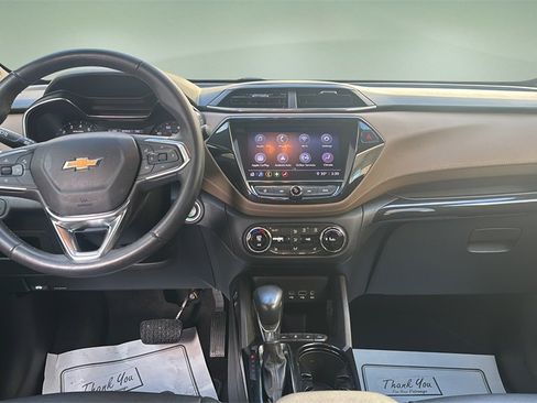Used 2021 Chevrolet TrailBlazer ACTIV w/ Convenience Package image 12