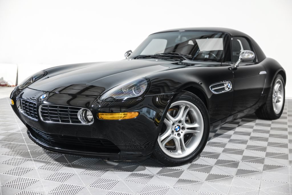 Used 2002 BMW Z8 RWD image 2