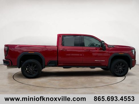 Used 2024 GMC Sierra 2500 AT4 w/ AT4 Premium Plus Package AWD/4WD image 2