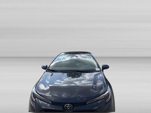 Used 2025 Toyota Corolla LE FWD image 11