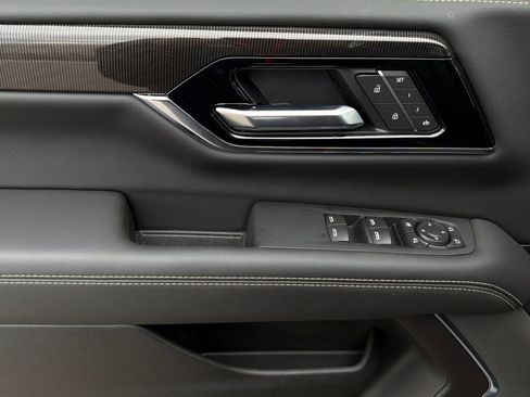 New 2026 GMC Yukon Elevation AWD/4WD image 10