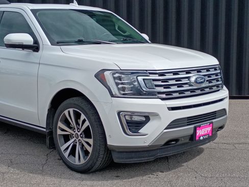 Used 2021 Ford Expedition Limited AWD/4WD image 3