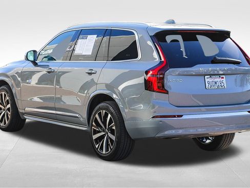 Certified 2025 Volvo XC90 B5 Core w/ Climate Package image 8
