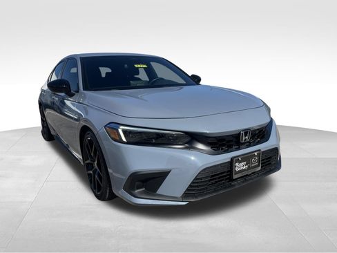 Used 2024 Honda Civic Sport image 3