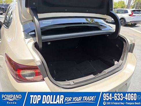 Used 2024 MAZDA MAZDA3 s FWD image 30