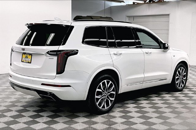 Used 2024 Cadillac XT6 Sport w/ Technology Package AWD/4WD image 13