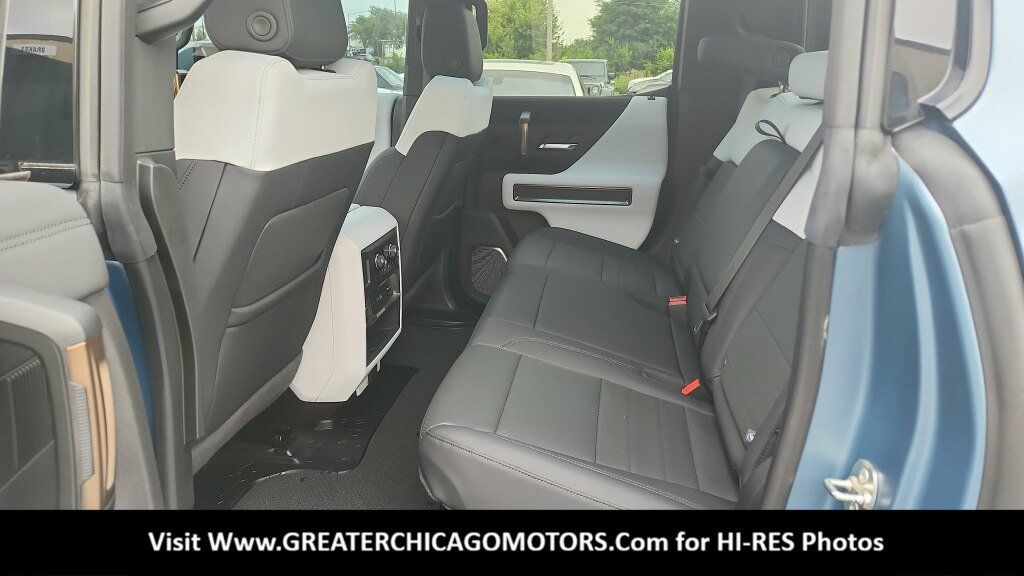 Used 2024 GMC Hummer EV 3X w/ Omega Edition AWD/4WD image 22