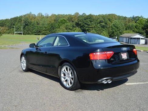 Used 2010 Audi A5 2.0T Premium image 6