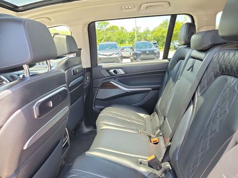 Used 2026 BMW X7 xDrive40i AWD/4WD image 25