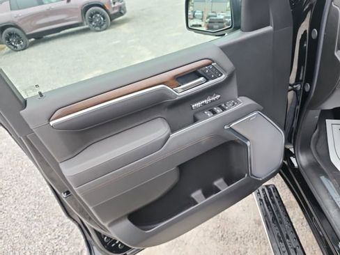 New 2026 Chevrolet Silverado 1500 High Country image 18