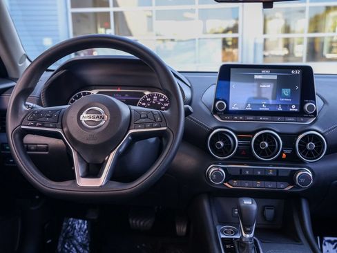 Used 2023 Nissan Sentra SV FWD image 21