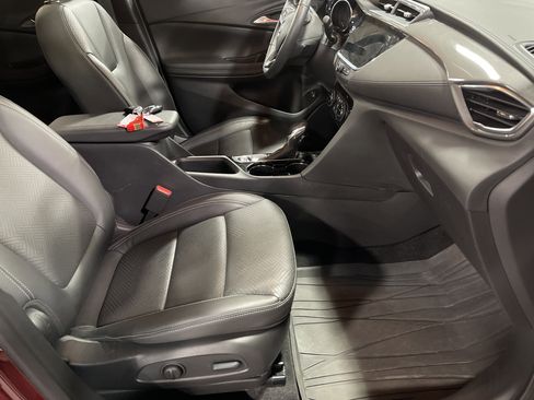 Used 2023 Buick Encore GX Essence w/ Experience Buick Package image 13