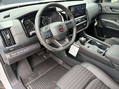 New 2026 Nissan Pathfinder Rock Creek image 4