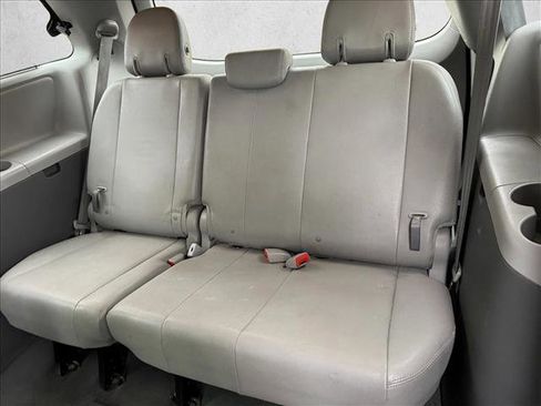 Used 2019 Toyota Sienna XLE Premium w/ Protection Package AWD/4WD image 20