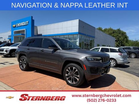 Used 2022 Jeep Grand Cherokee Overland w/ Luxury Tech Group IV AWD/4WD image 1