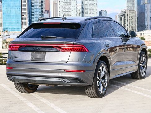 Used 2022 Audi Q8 Premium w/ Convenience Package image 7