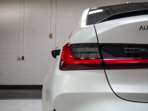 Used 2021 BMW M3 Competition w/ Executive Package RWD image 39