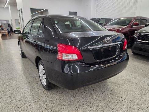 Used 2012 Toyota Yaris Sedan FWD image 7