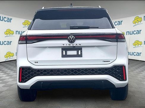 New 2026 Volkswagen Tiguan SE R-Line AWD/4WD image 6