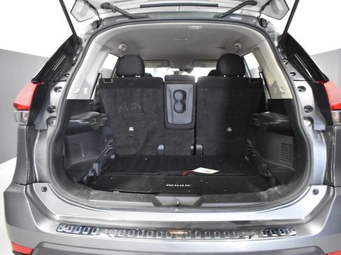 Used 2019 Nissan Rogue S w/ Special Edition Package AWD/4WD image 29