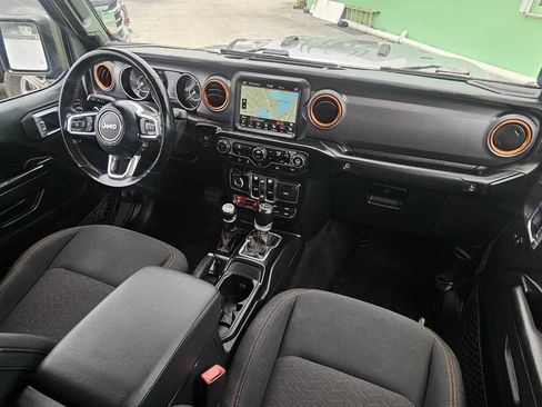 Used 2020 Jeep Gladiator Mojave AWD/4WD image 27
