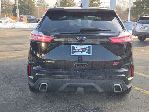 Used 2019 Ford Edge ST w/ Convenience Package image 12