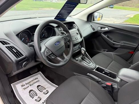Used 2018 Ford Focus SE image 21