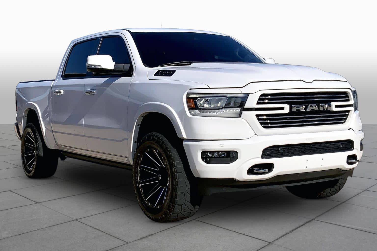 Used 2021 RAM 1500 Laramie w/ Laramie Southwest Edition AWD/4WD image 3