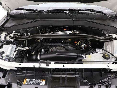 Used 2025 Ford Explorer ST-Line w/ ST-Line Street Pack image 26