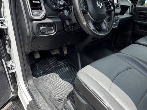 Used 2022 RAM 2500 Tradesman AWD/4WD image 22