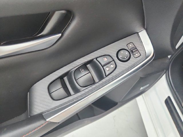 Used 2025 Nissan Sentra SR w/ SR Premium Package FWD image 36