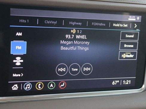 Used 2021 GMC Yukon Denali w/ Denali Premium Package image 24