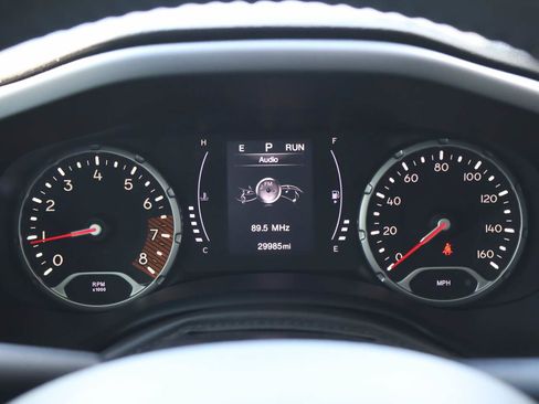 Used 2020 Jeep Renegade Altitude FWD image 14