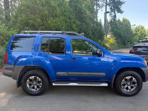 Used 2015 Nissan Xterra PRO-4X AWD/4WD image 2