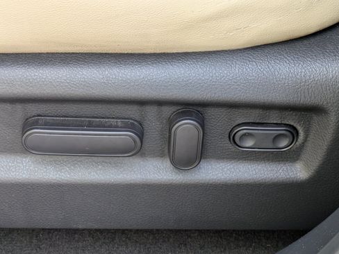 Used 2008 Hyundai Santa Fe SE FWD image 17