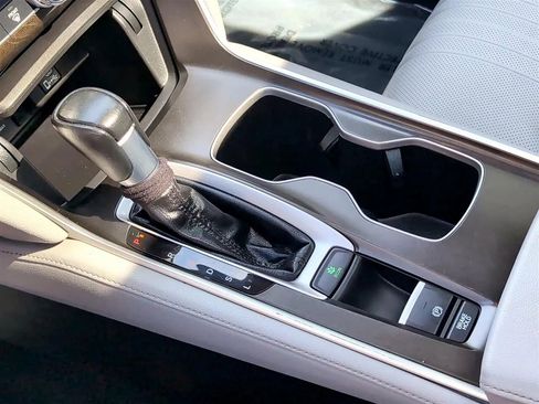 Used 2019 Honda Accord EX-L image 47