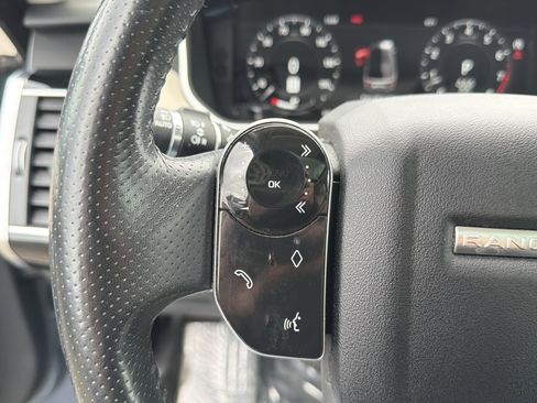 Used 2019 Land Rover Range Rover Sport HSE AWD/4WD image 17
