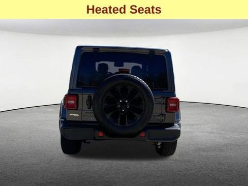 Used 2025 Jeep Wrangler Unlimited Sahara AWD/4WD image 7
