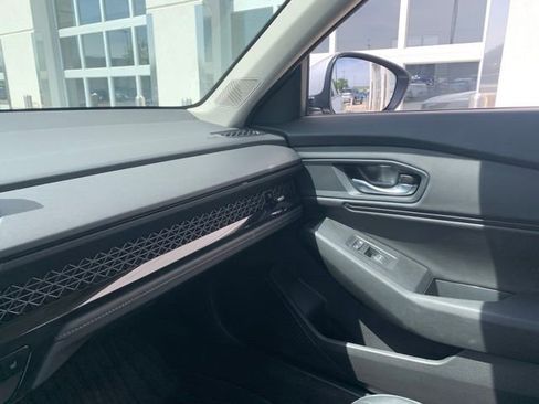 Used 2025 Honda Accord EX-L image 18