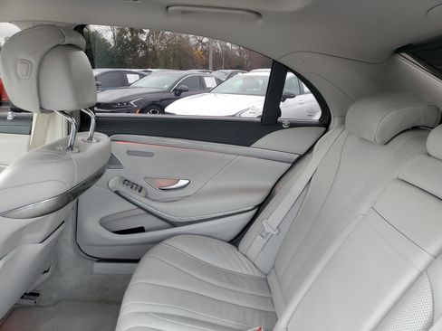 Used 2015 Mercedes-Benz S 550 Sedan image 10