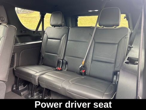 Certified 2023 GMC Yukon XL SLT w/ SLT Luxury Package image 22